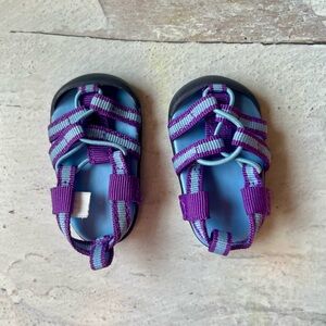AMERICAN GIRL Purple, Blue, and Black Sporty Sandals